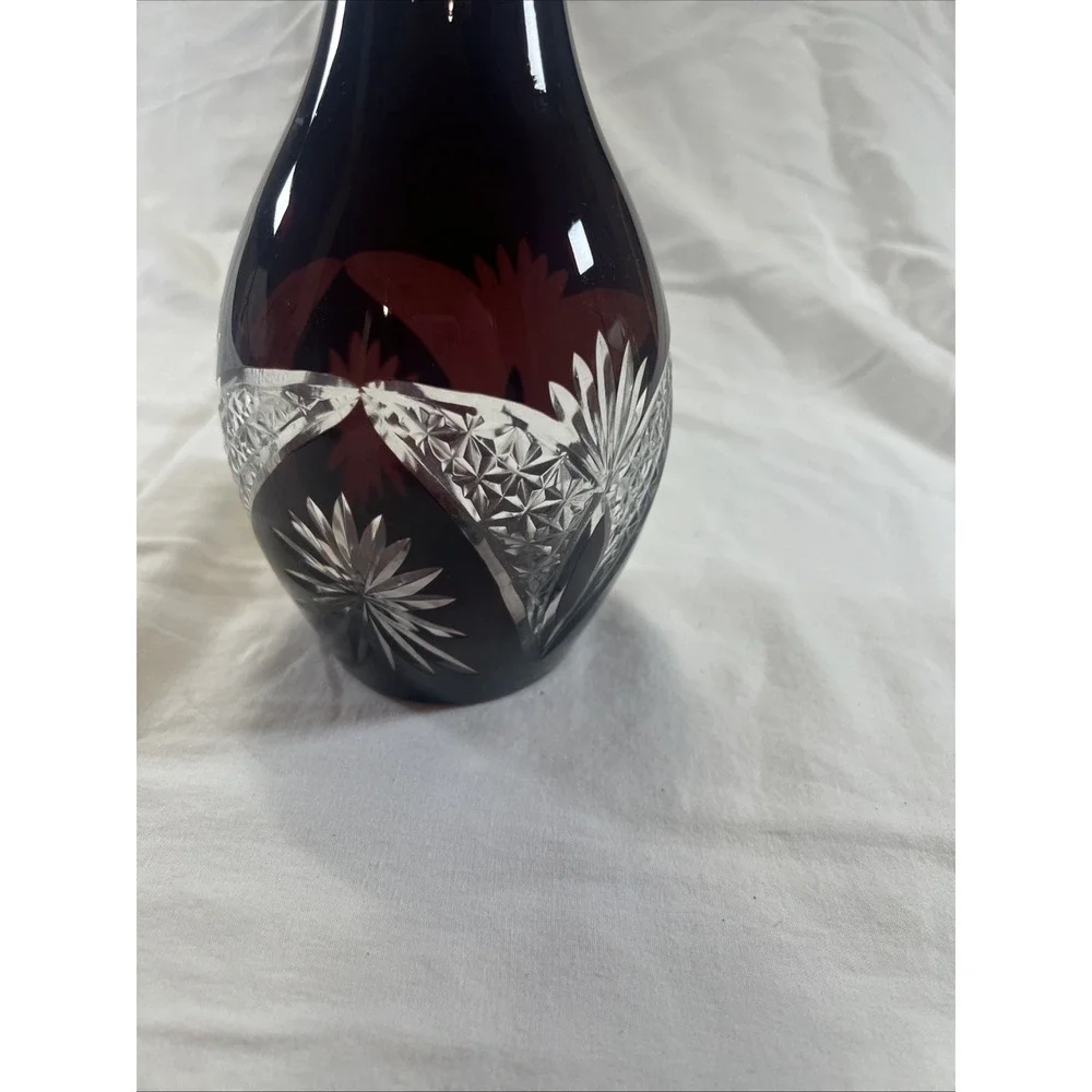 Beautiful Bohemian Ruby Red Cut to Clear Crystal‎ Vase – Hand Cut Floral Design